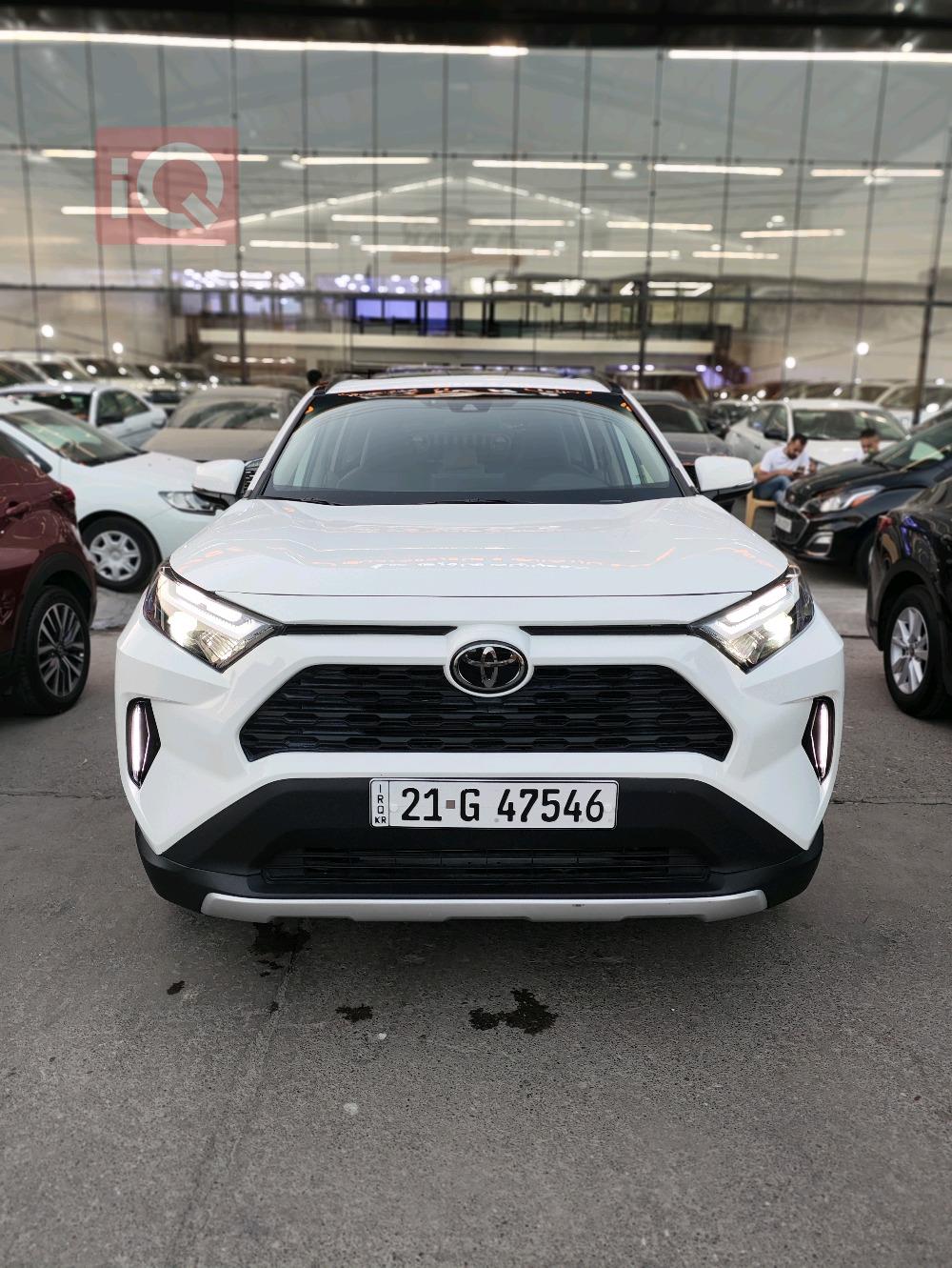 تويوتا راف 4